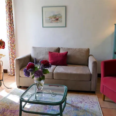 Lejlighed Ursuya By Interhome