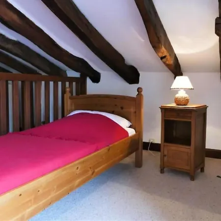 Ursuya By Interhome Louhossoa