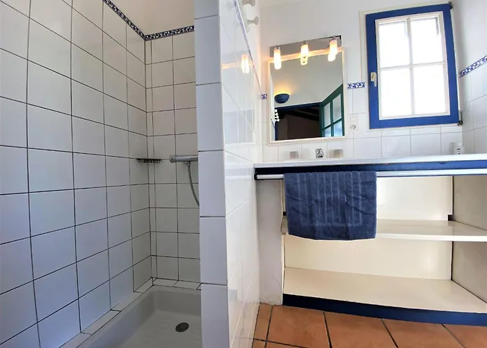 Ursuya By Interhome * Louhossoa