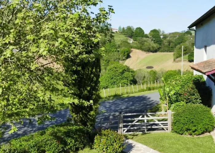 Ursuya By Interhome Lejlighed Louhossoa