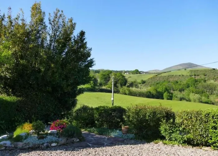 Lejlighed Ursuya By Interhome